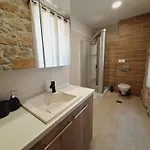 Stone Castle טריבאלי