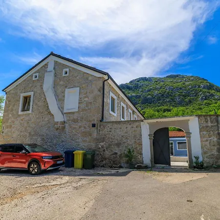 Villa Stone Castle Tribalj (Primorsko-Goranska)