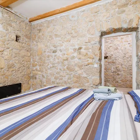 Stone Castle Villa Tribalj (Primorsko-Goranska)