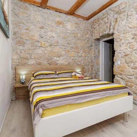 Villa Stone Castle Tribalj (Primorsko-Goranska)