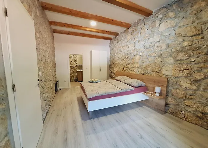 Stone Castle Villa Tribalj (Primorsko-Goranska)