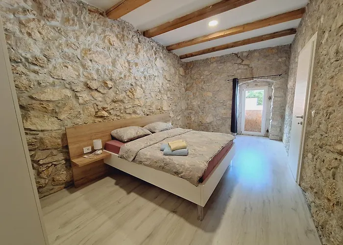 Stone Castle Villa Tribalj (Primorsko-Goranska)
